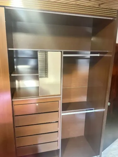 VENDO GUARDA ROUPA CASAL