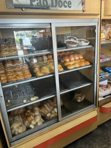 Vendo móveis para padaria