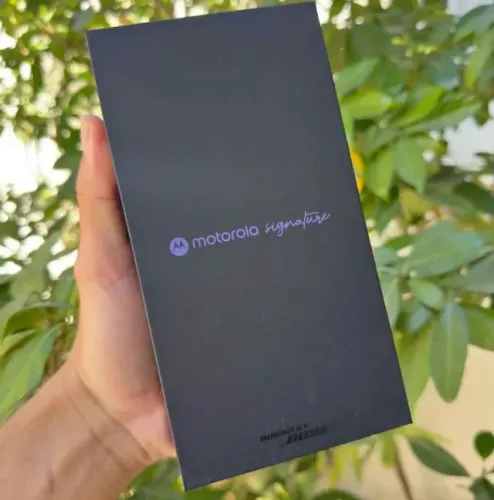 Smartphone Motorola Signature 5G 512GB 24GB + Brinde