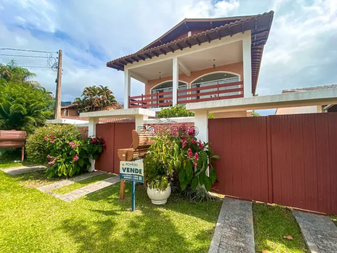 Casa de Condomínio com 5 quartos, Praia da Lagoinha, Ubatuba - R$ 2.2 mi, Cod: 2368