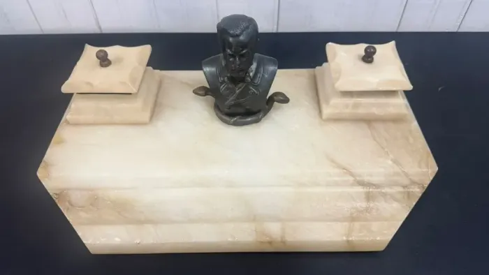 Antigo Porta-Canetas / Tinteiro em Bronze e Alabastro - Louis Pasteur