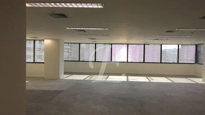 Conjunto , 8 salas, para alugar, 206 m² ,5 vagas- Brooklin - próximo estação Berrini