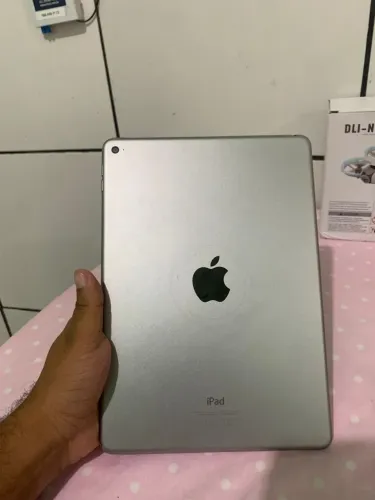 VENDE-SE IPAD DA APPLE