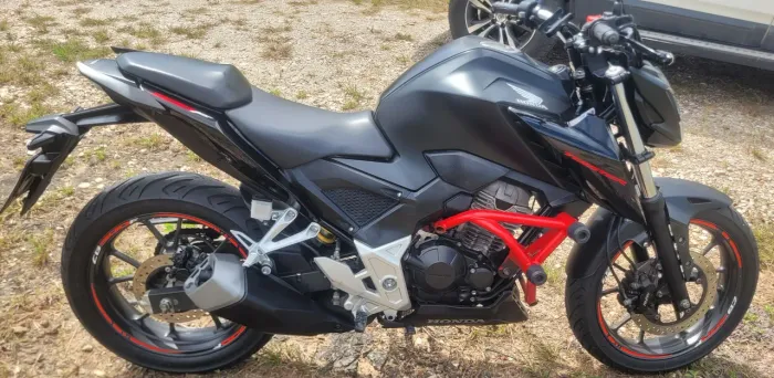 Moto de procedência Cb300f twister 23