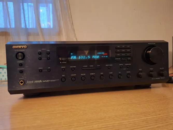 Receiver onkyo Tx-8555 