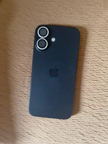 iPhone 16