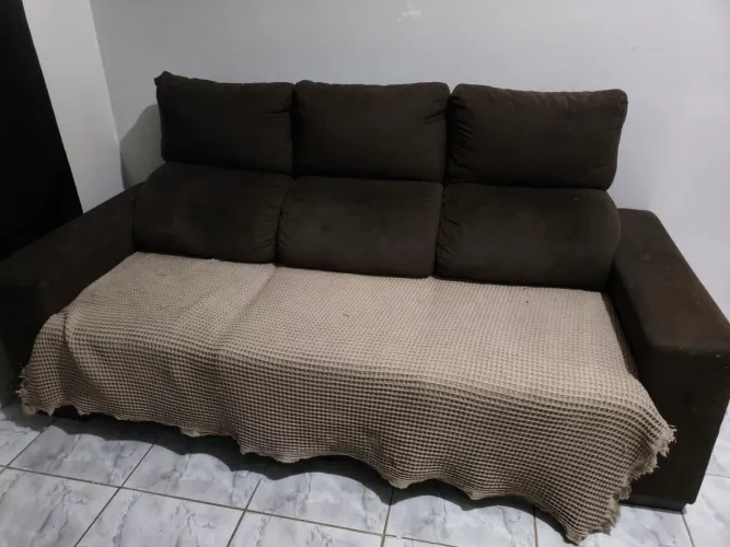 Sofá retrátil e reclinável 