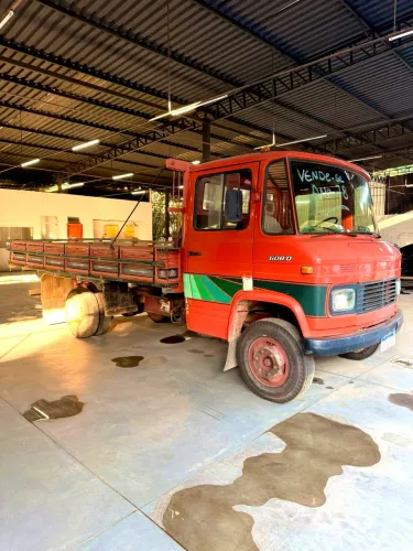 Caminhão Mercedes 608, Em Ótimo Estado de Conservação