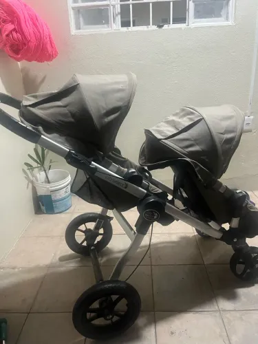 Carrinho para bebê Gêmeos