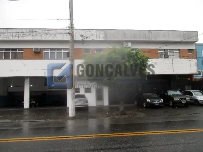 Sala Comercial à Venda em Santo André (Vila Metalúrgica)  48,90 m², 1 Vaga, Piso Frio  R$ 