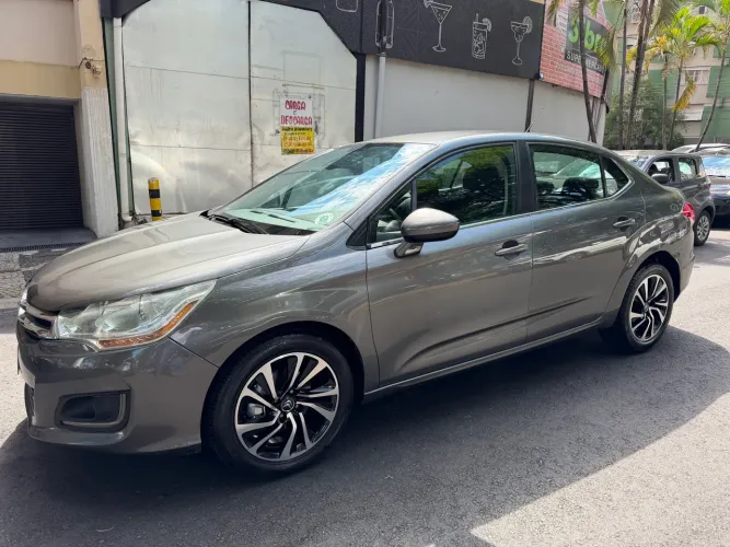 Citroen C4 Lounge Tendance 2.0 Flex 4P Aut. 2014