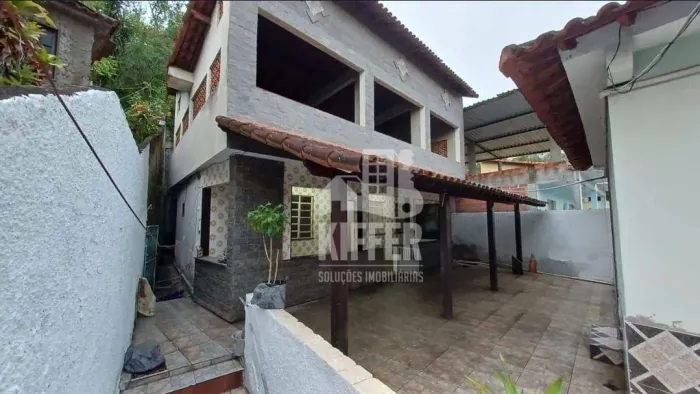 Casa com 5 quartos à venda, 200 m² por R$ 270.000 - Colubande - São Gonçalo/RJ