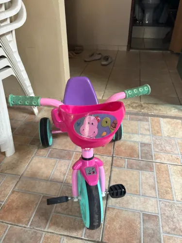 Triciclo Infantil Bandeirante Rosa - Menina