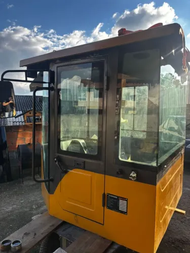 Cabine Pá carregadeira 