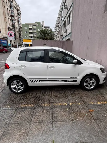 Volkswagen Fox Comfortline I Motion 1.6 Flex 8V 5P 2015