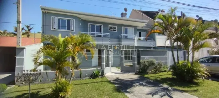 Sobrado com 5 Dormitórios, 2 Suítes, 310 m², à venda por R$ 1.600.000 - Jardim das América