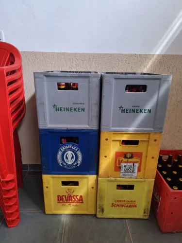 Engradados com Cascos de 600ml