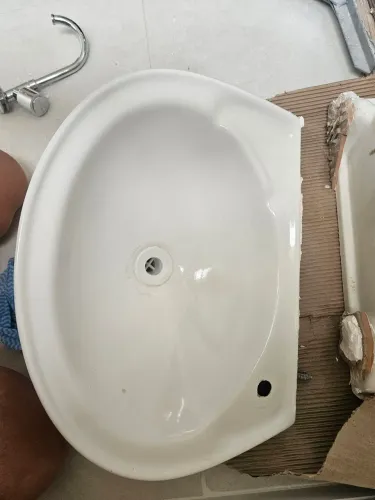 Pia celite banheiro/lavabo torneira e valvula inclusas