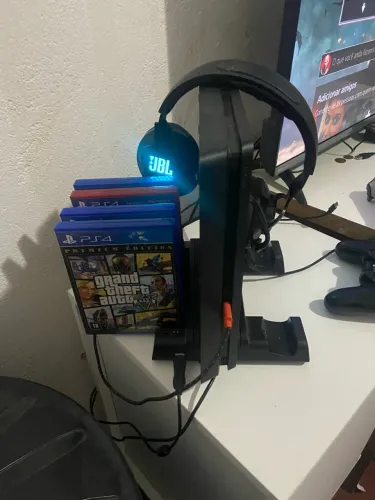 Ps4 vendo ou troco funcionando perfeitamente