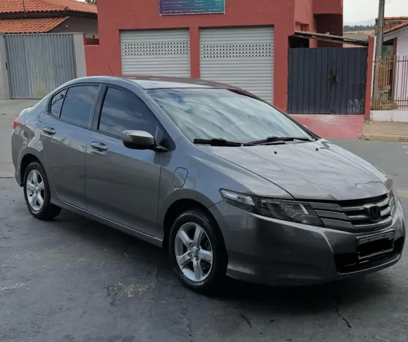 Honda City Sedan DX 1.5 Flex 16V Mec. 2011