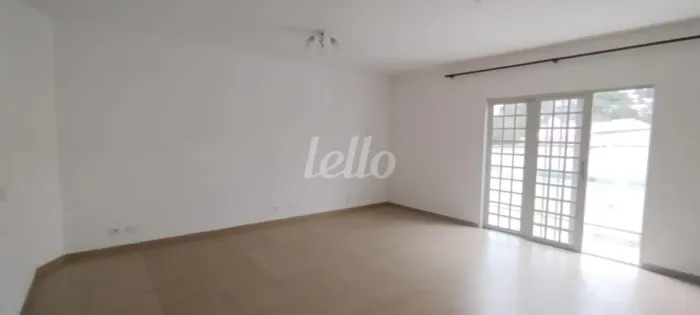 Casa 4 quartos para alugar no(a) Vila Albertina
