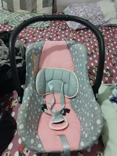 Vendo bebe conforto tuty baby