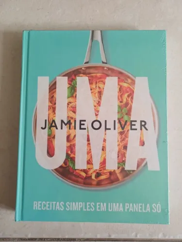 Livro de culinária "Uma" - Jamie Oliver - lacrado