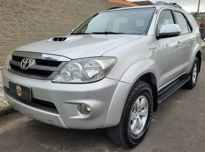 Toyota Hilux SW4 SRV D4-d 4X4 3.0 TDI Dies. AUT 2008