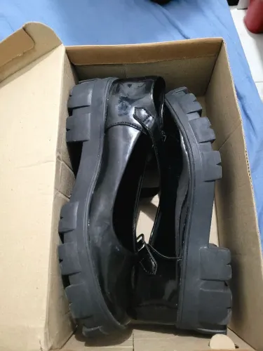 sapato feminino estilo boneca (Mary Jane)