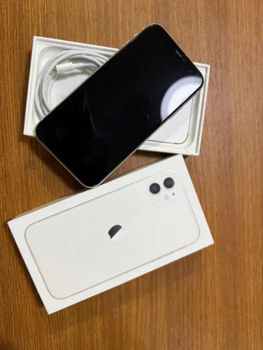 Iphone 11 128GB - Branco