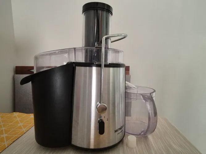 Centrifuga Juicer Mondial CF01 - 700W
