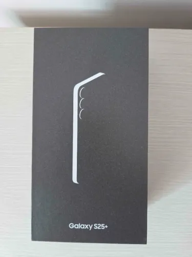 Smartphone Samsung Galaxy S25+ 512GB , 12GB de RAM Tela de 6.7", Prata