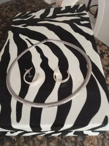 Conjunto em aço