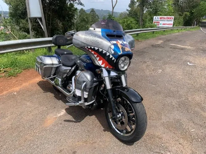 Harley-Davidson ultra limited touring