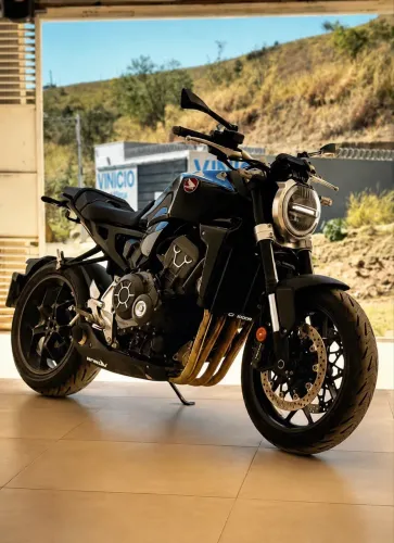 Cb 1000 cafe race