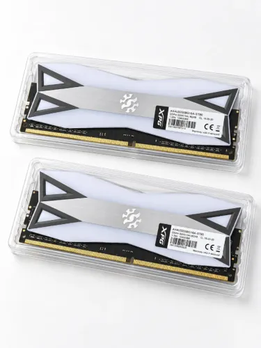Memória RAM XPG Spectrix D60G DDR4 3200MHz 16GB 2*8GB RGB