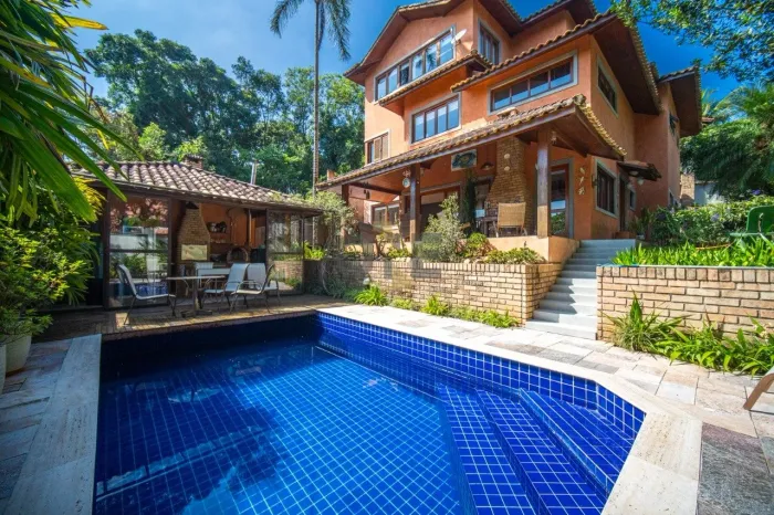 Casa com 4 dormitórios, sendo 3 suítes para venda - Granja Viana - Cotia - SP