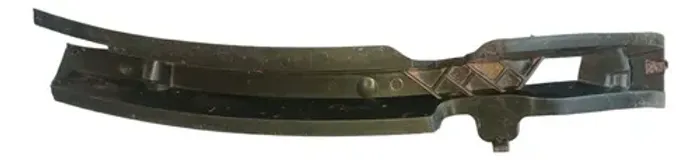 Guia Para-choque Dianteiro Esquerdo Vw Passat Fsi 2007