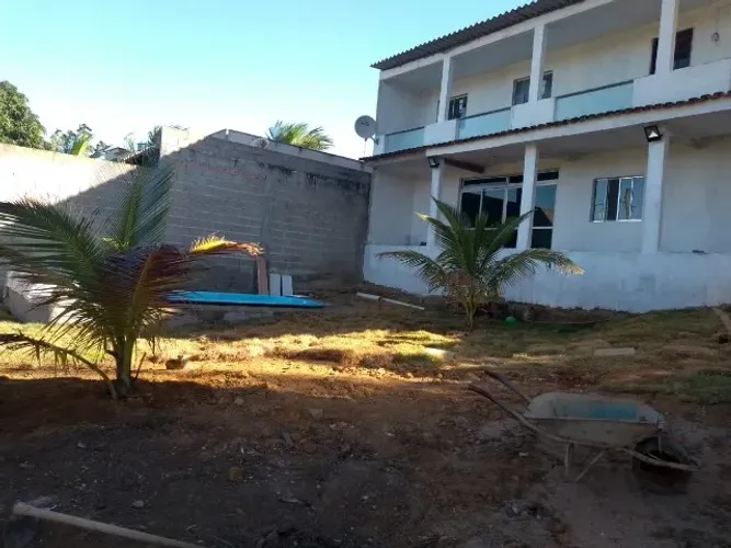 Casa com piscina 