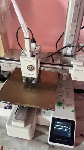Impressora 3d Bambu Lab A1 mini (estado de nova)