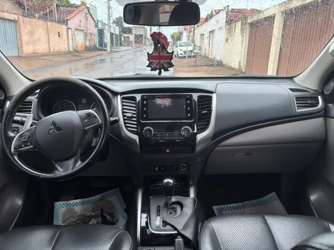 Mitsubishi L200 Triton Sport HPE 2.4 CD Diesel Aut. 2017