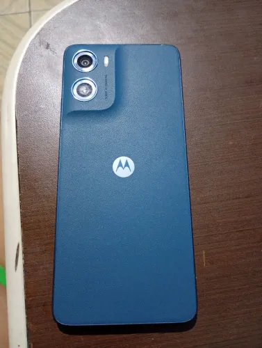 Celular moto e6