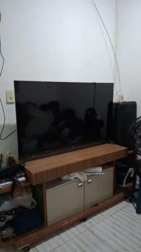 Vendo Televisão de 50 polegadas