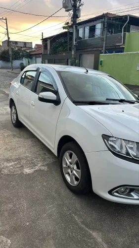 Renault Logan Dynamique Hi-flex 1.6 8V 4P 2016