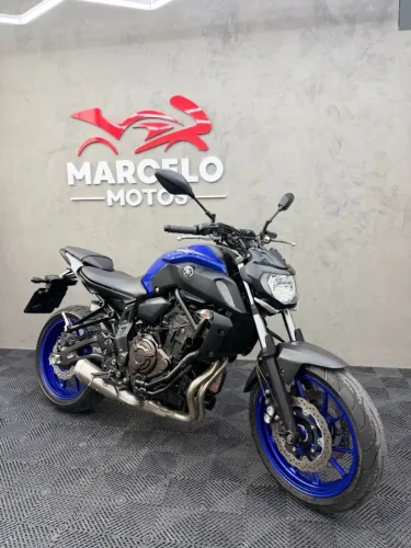 YAMAHA MT-07 2022