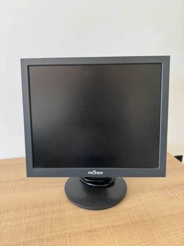 Monitor PROVIEW DE CRISTAL LÍQUIDO MODELO: LP 717