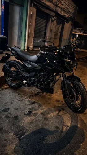 VENDO BAJAJ N150 MUITO MUITO NOVA E BEM CUIDADA