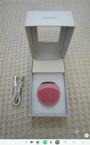  MassageadorFacial Foreo Luna Go(Rosa) - Estado de Novo (1 uso)