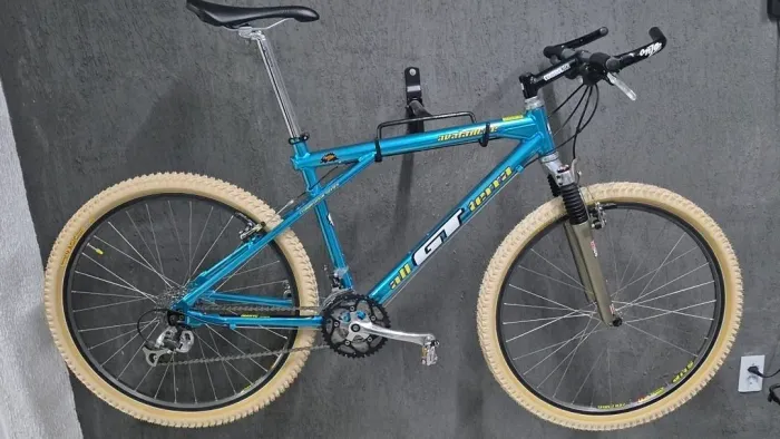 GT Avalanche 1995