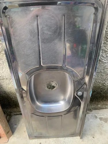 Pia de cozinha inox 1.20 p sair esse fds baixei p 150